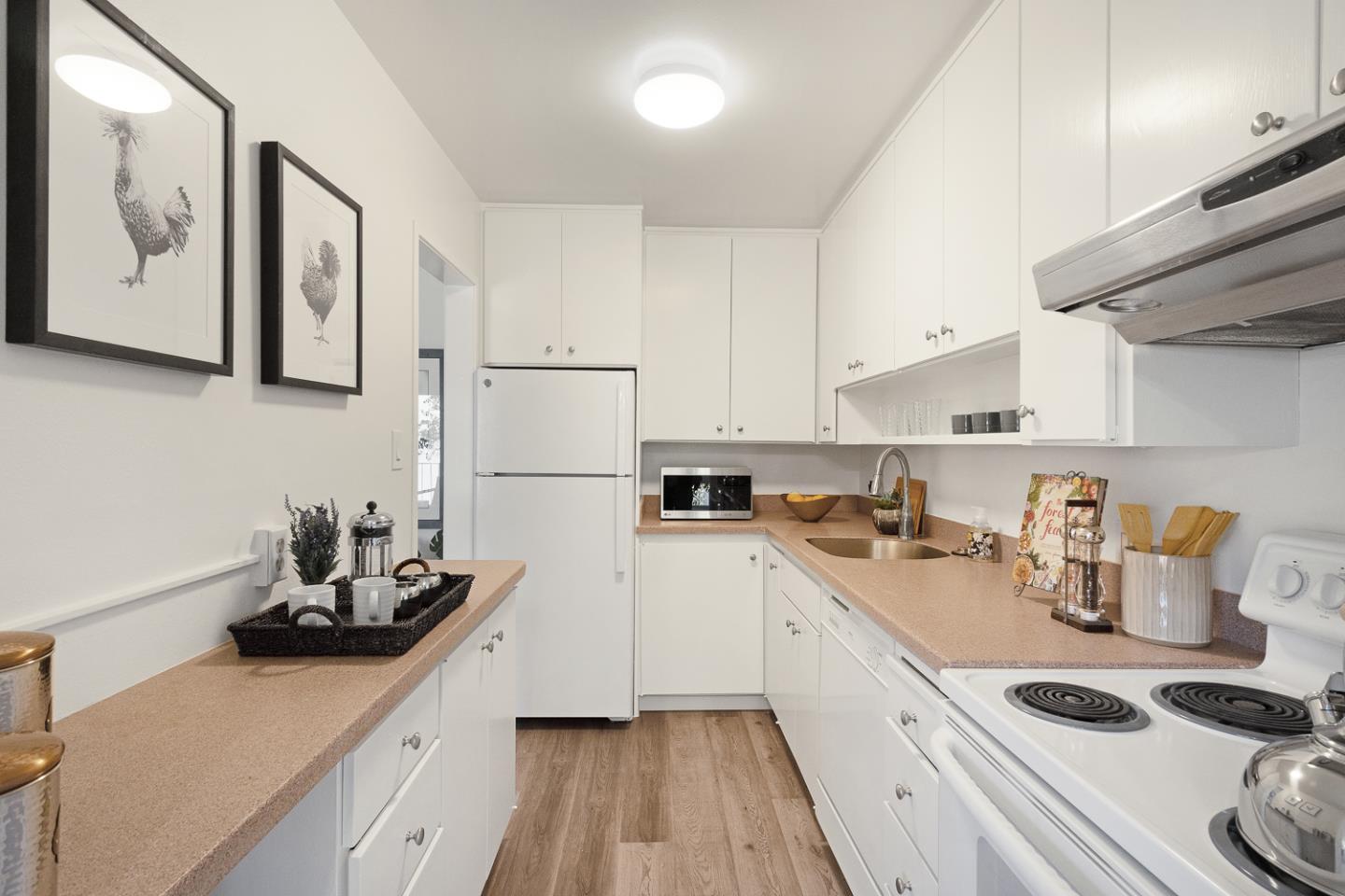 904 Peninsula AVE 309
