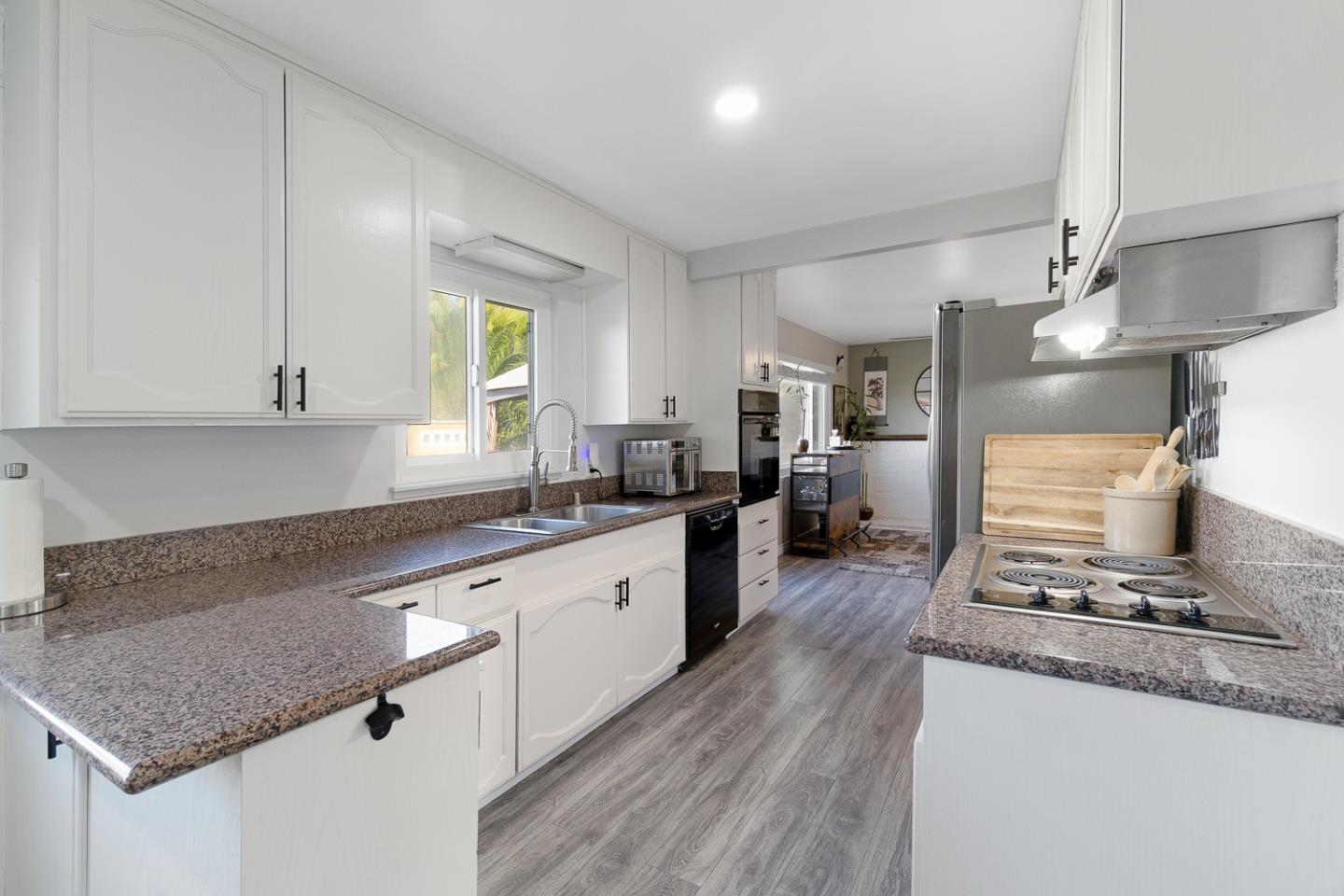 652 Chevy Chase WAY