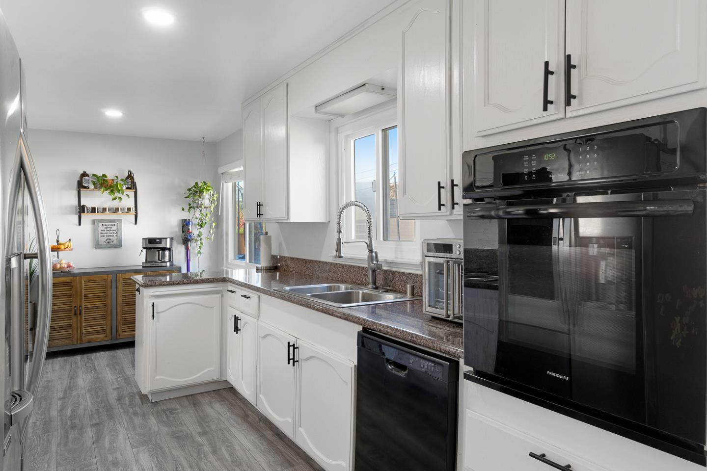 652 Chevy Chase WAY
