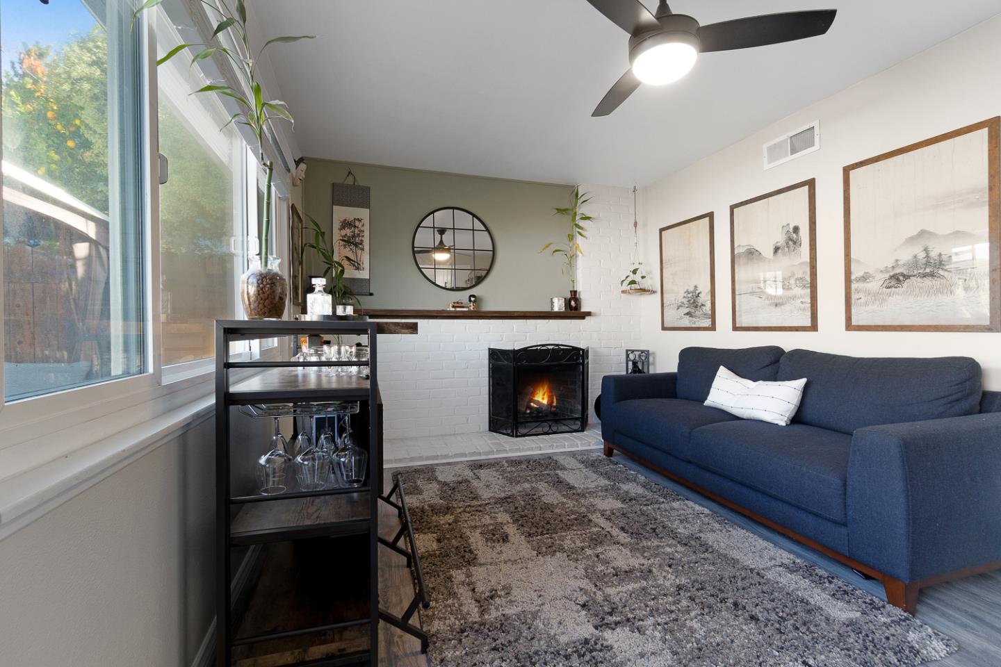 652 Chevy Chase WAY