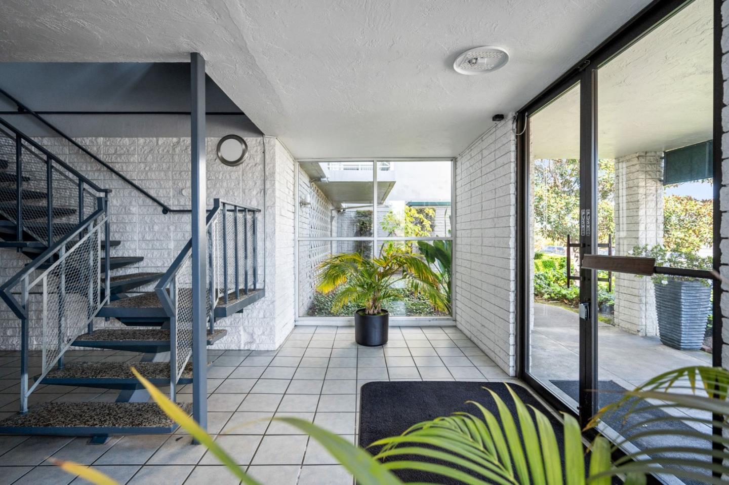 222 Laurel ST 301