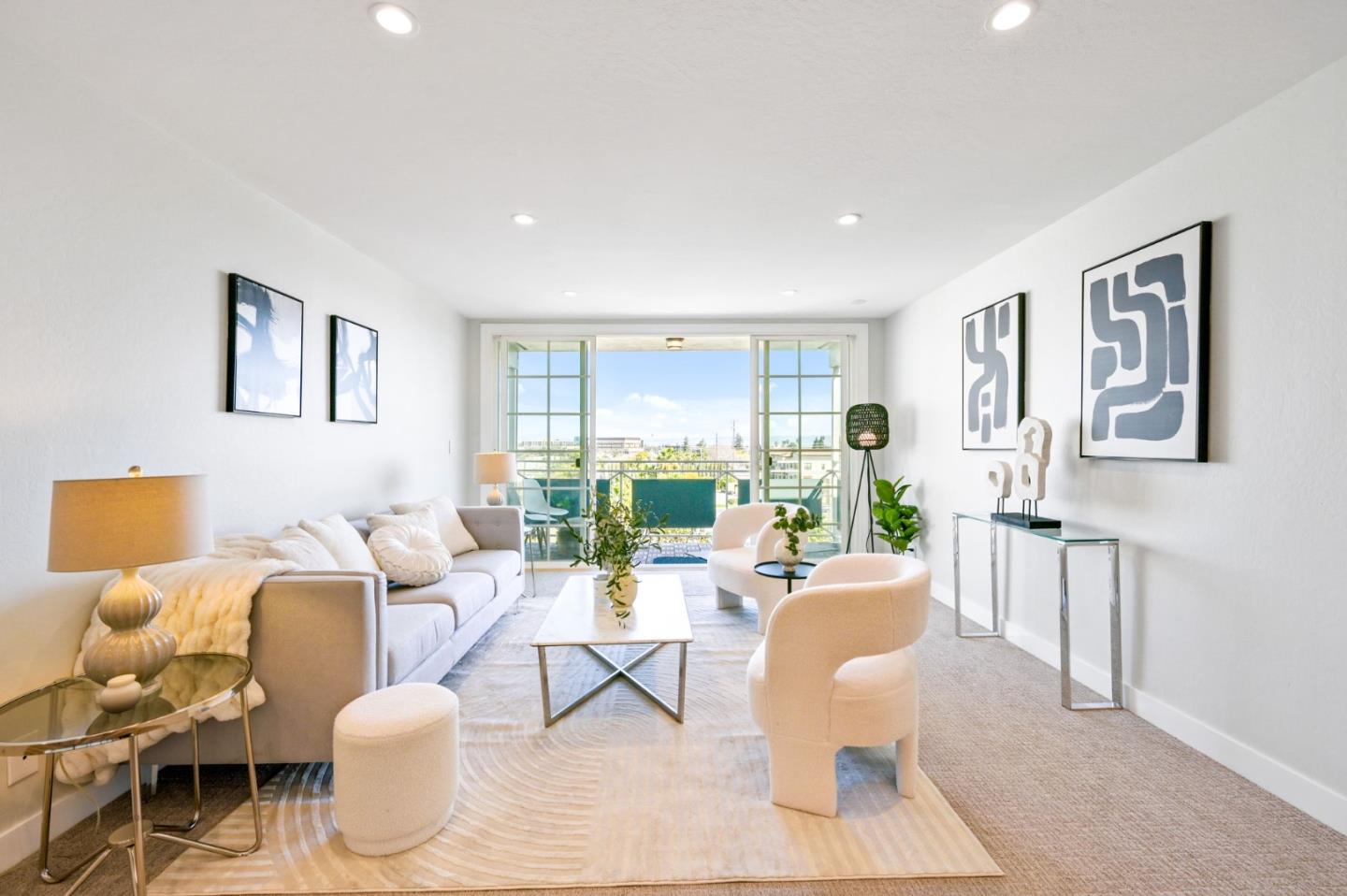 222 Laurel ST 301