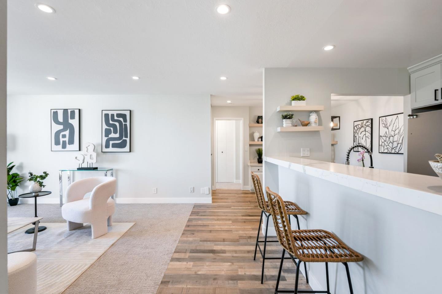 222 Laurel ST 301