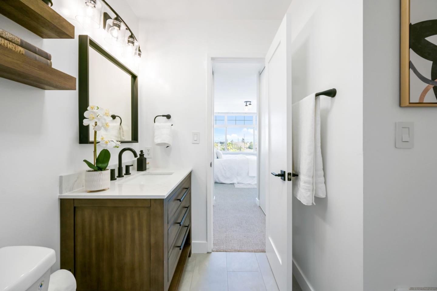 222 Laurel ST 301