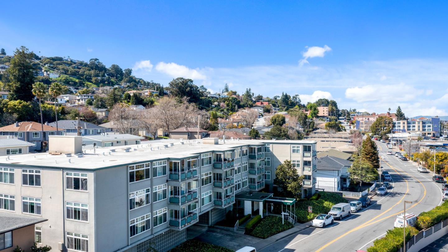 222 Laurel ST 301