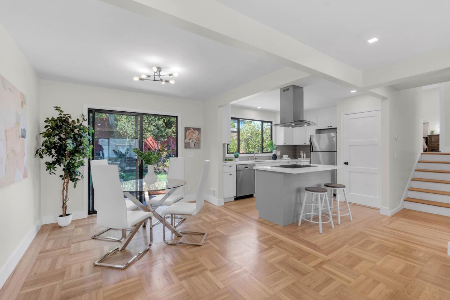 242 Longford DR