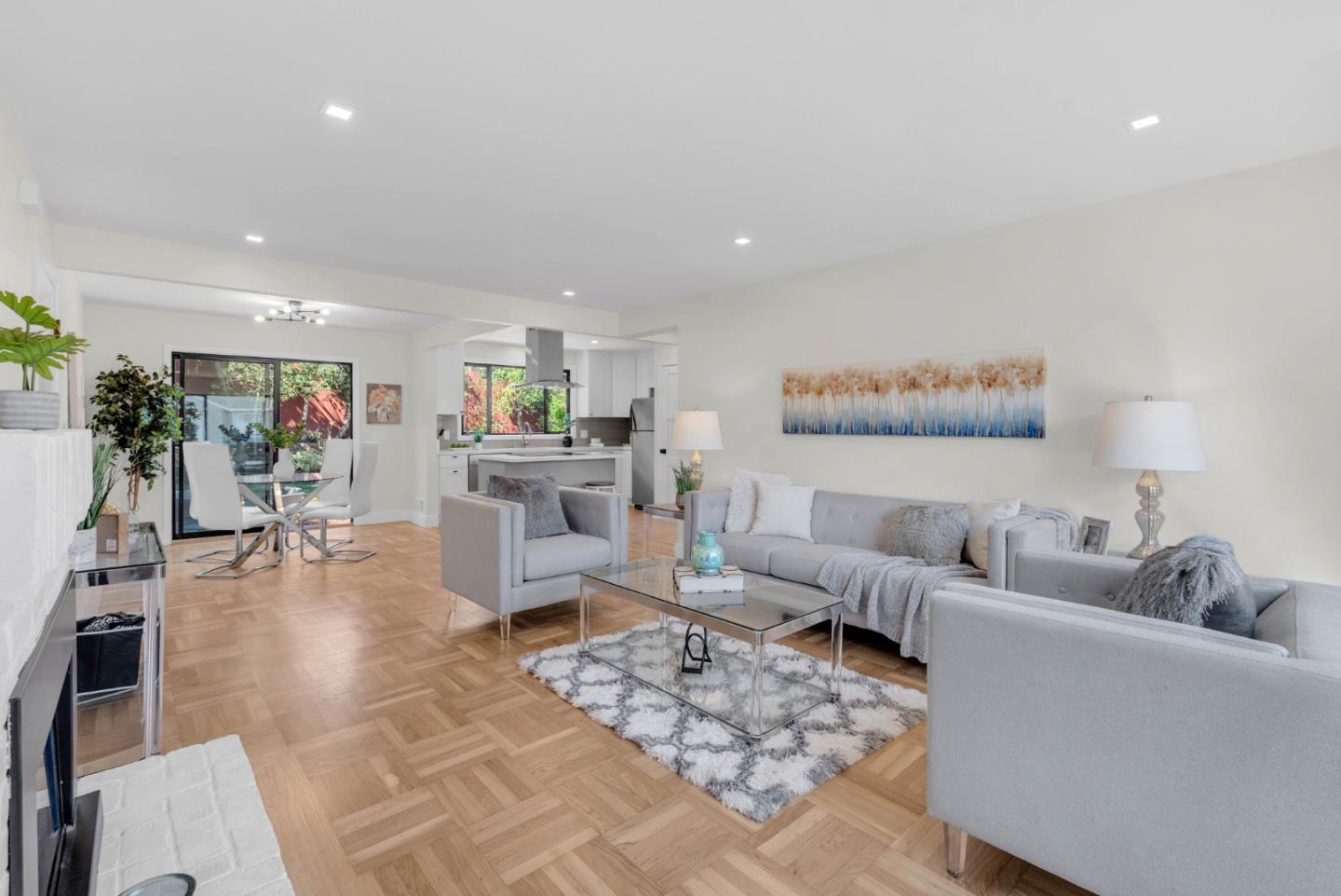 242 Longford DR