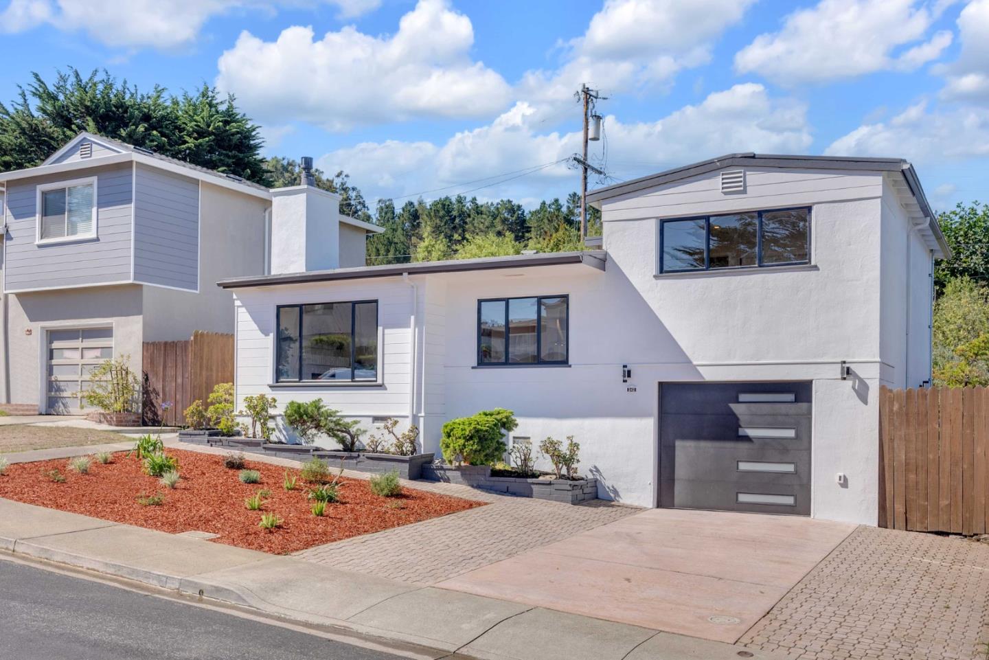242 Longford DR