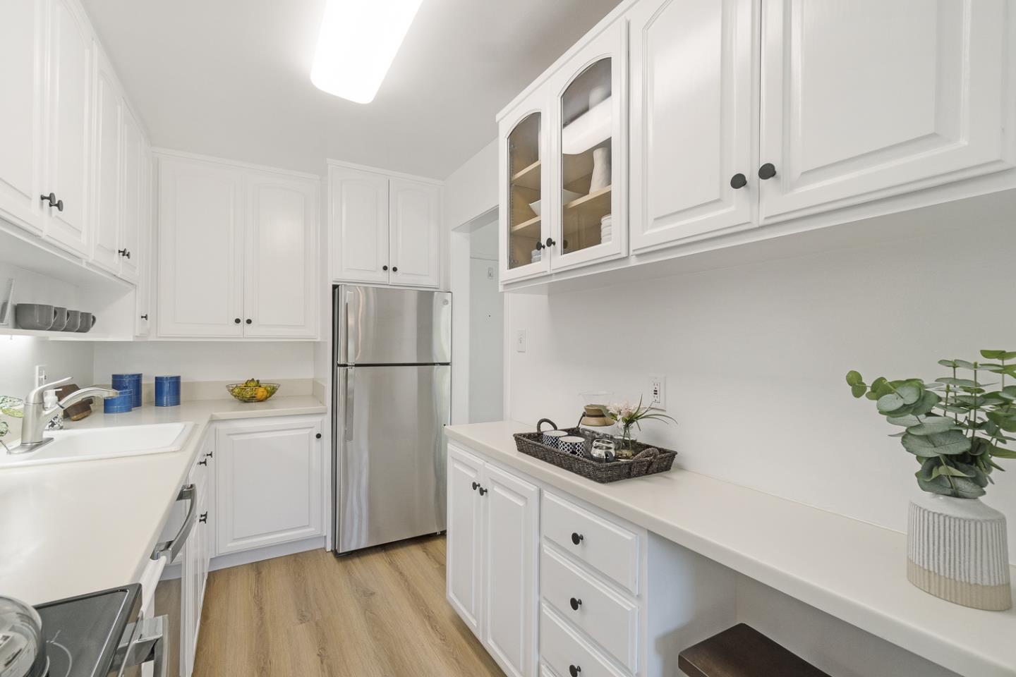 819 N Humboldt ST 209