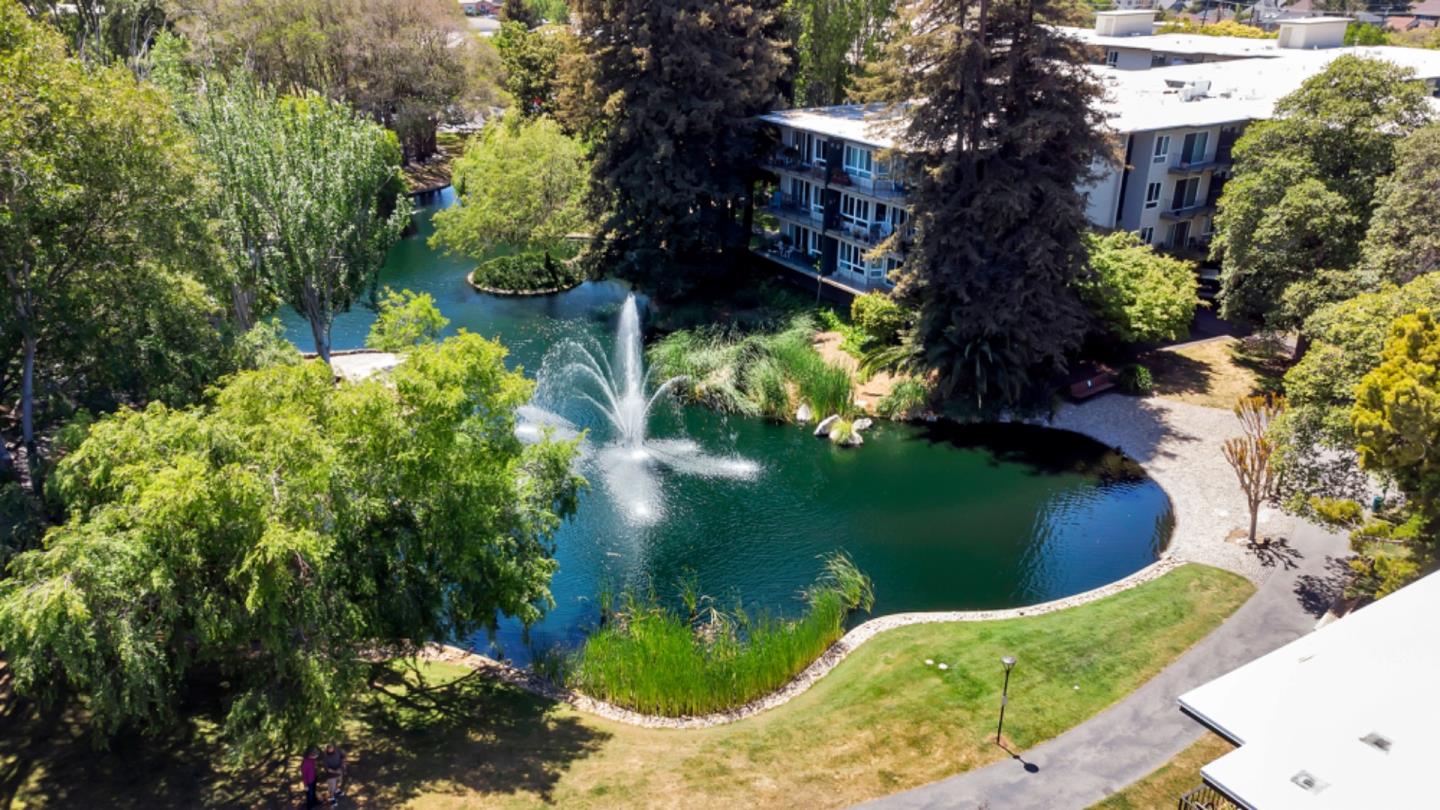 902 Peninsula AVE 201