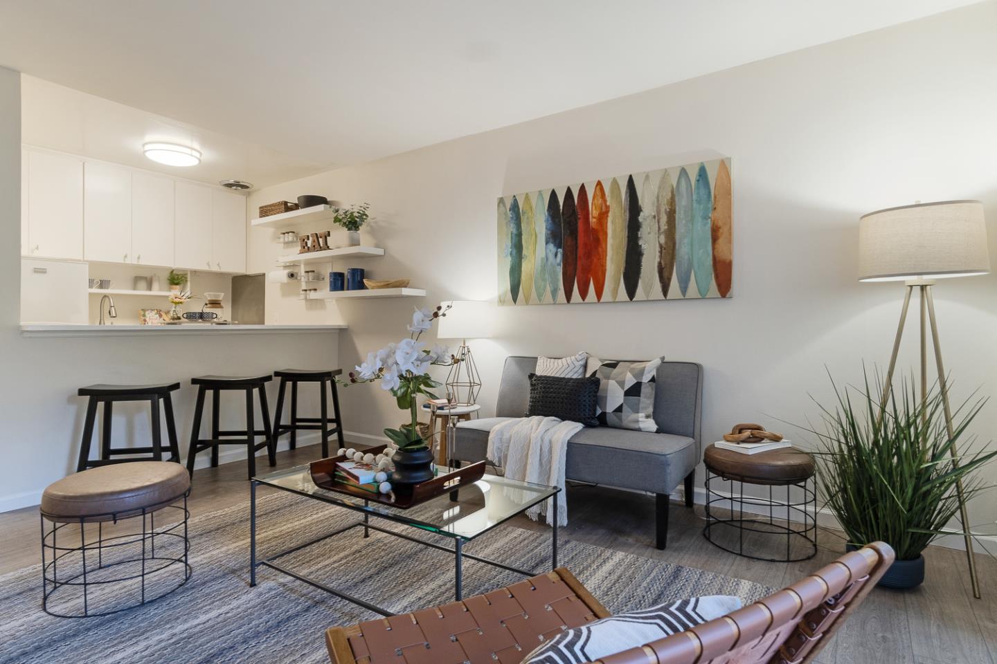 902 Peninsula AVE 201