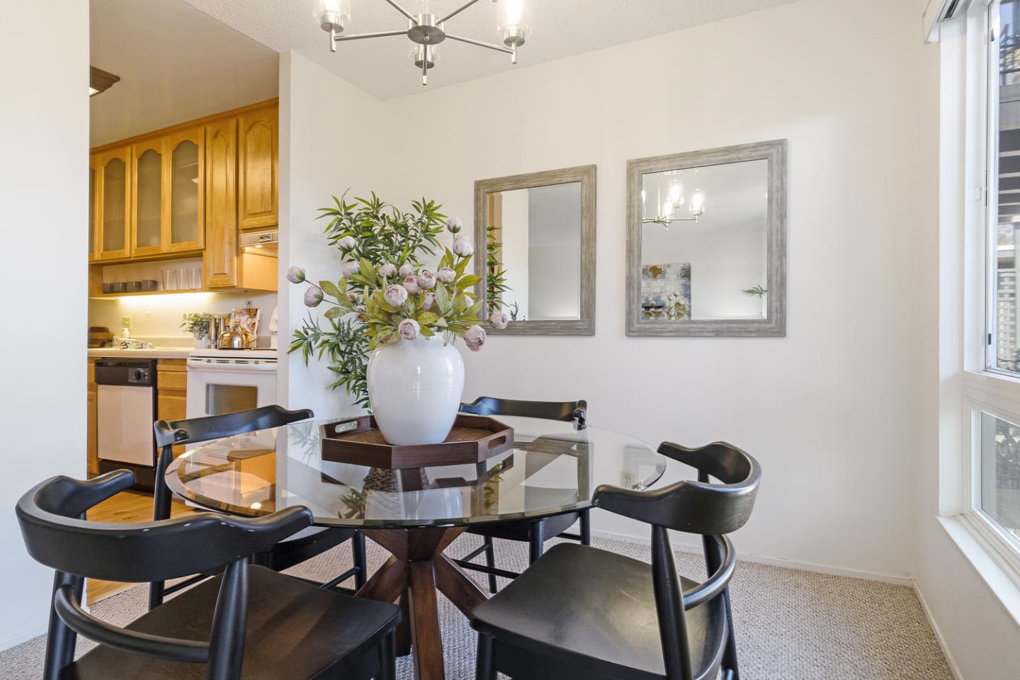 814 N Delaware ST 409