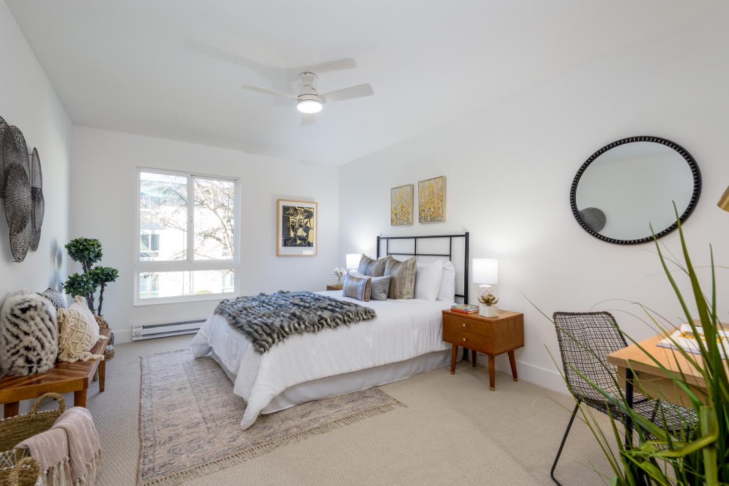 934 Peninsula AVE 310