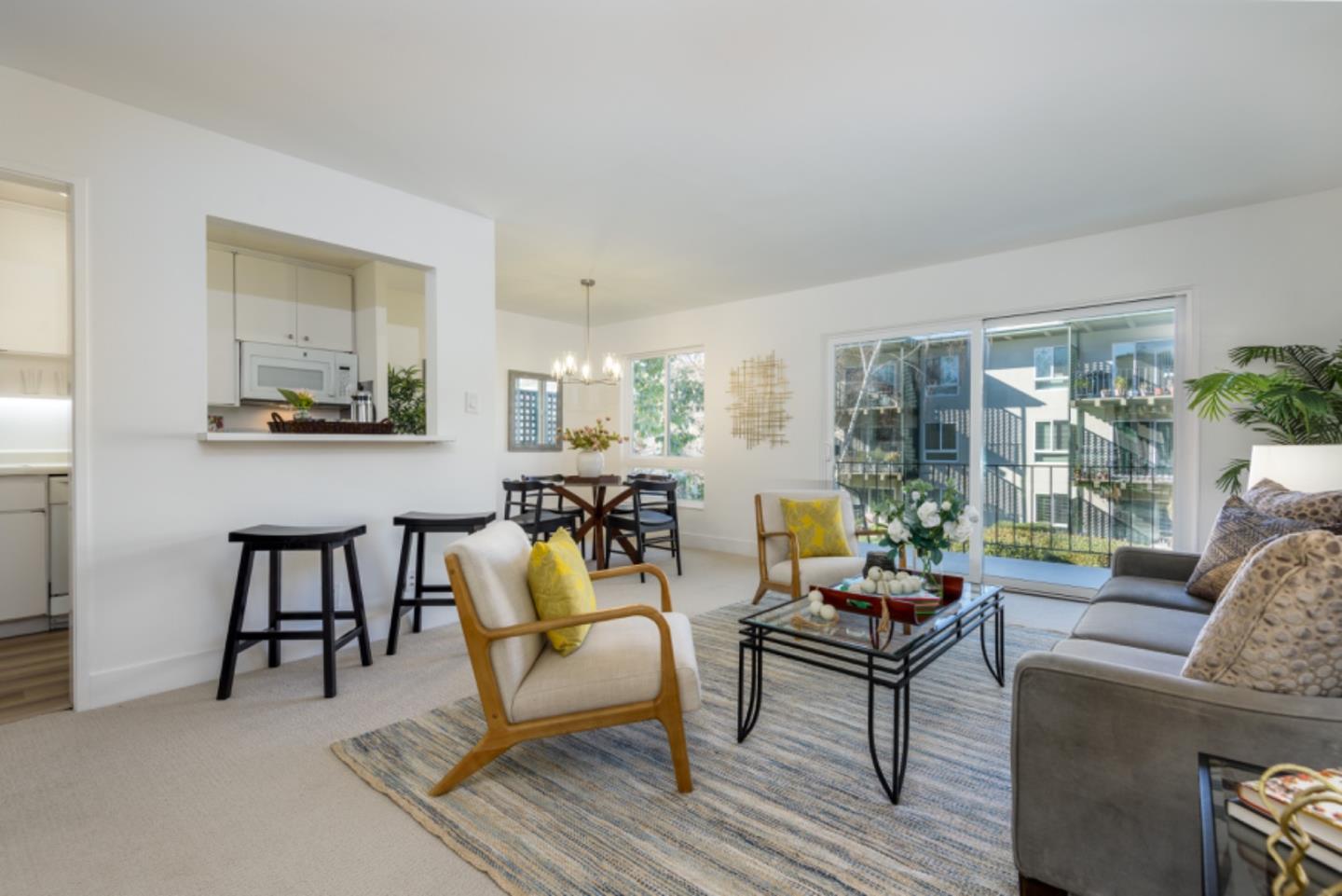 934 Peninsula AVE 310