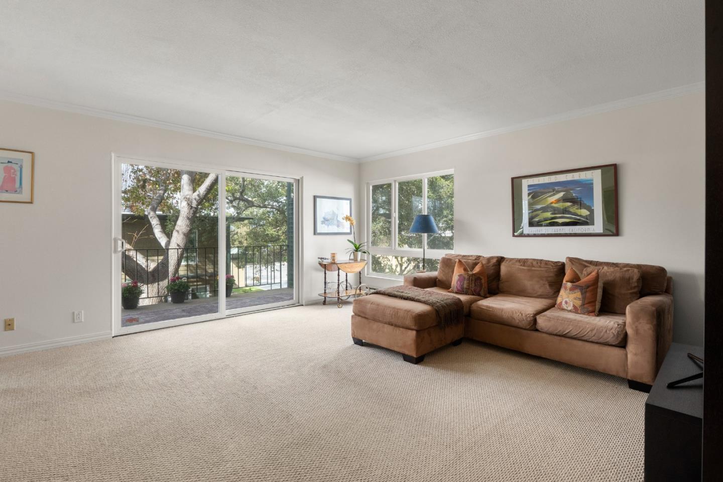 928 Peninsula AVE 204
