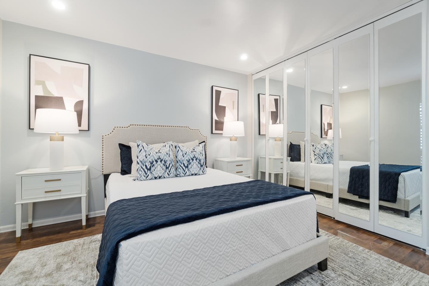 902 Peninsula Avenue 205