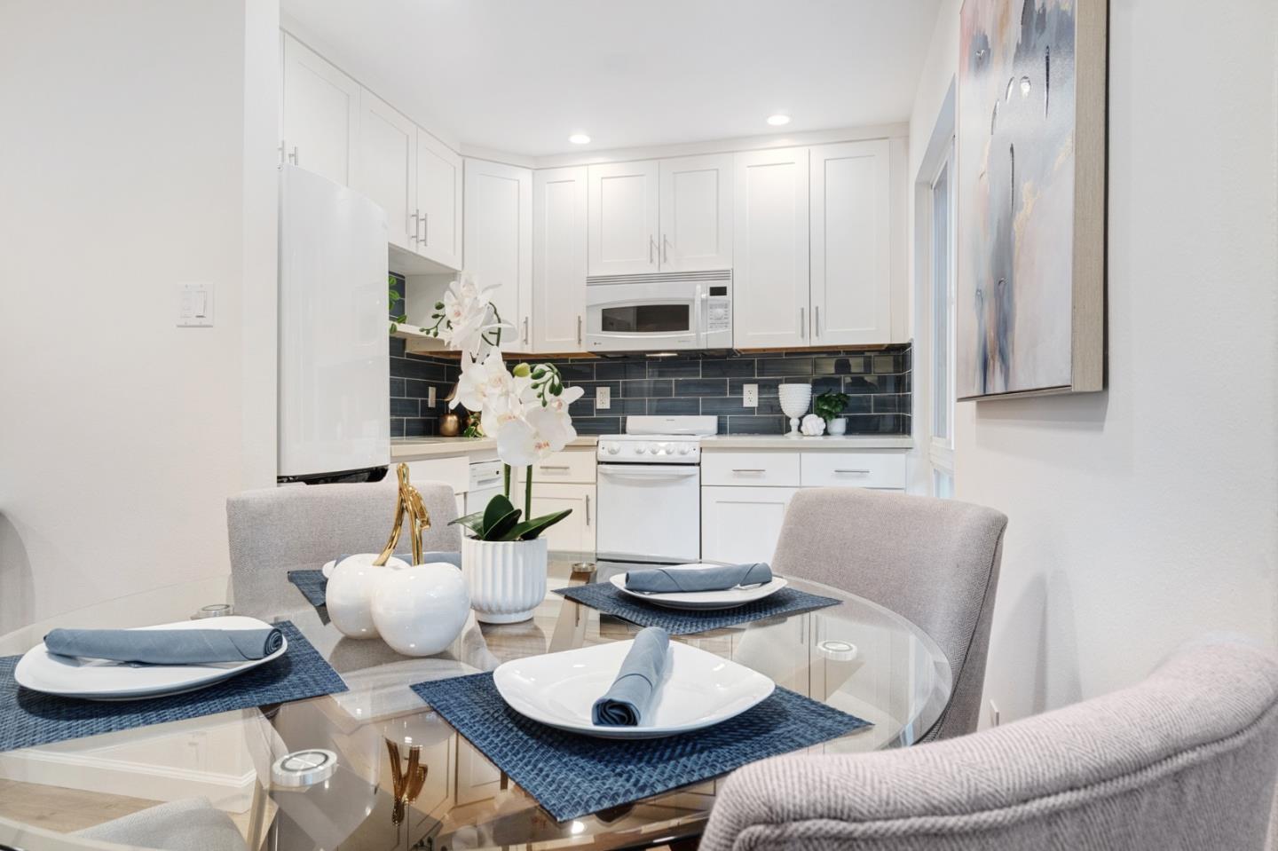 819 North Humboldt Street 102