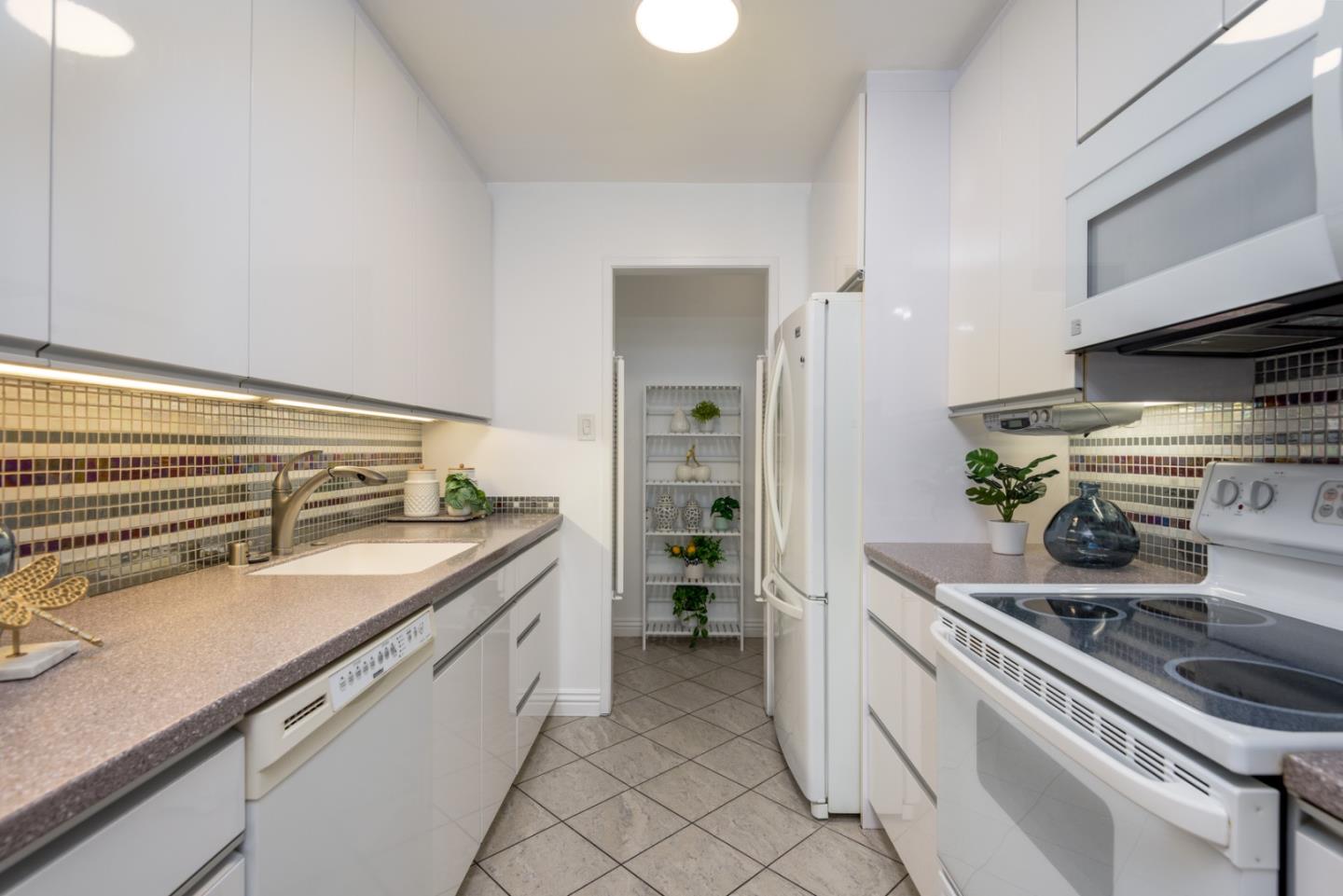 835 North Humboldt Street 301 and 302