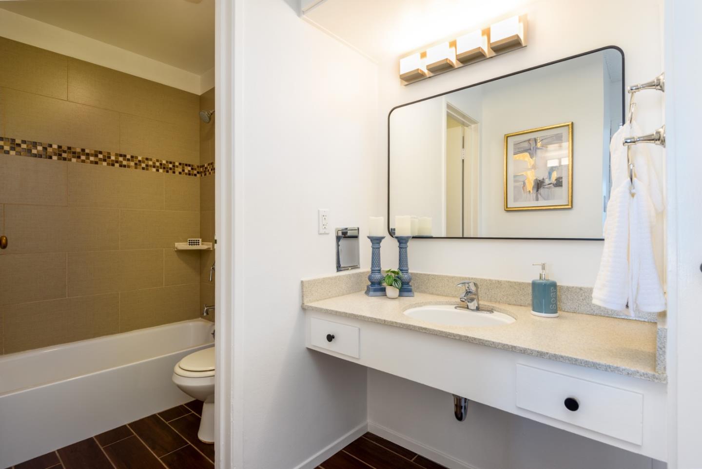 800 North Delaware Street 310