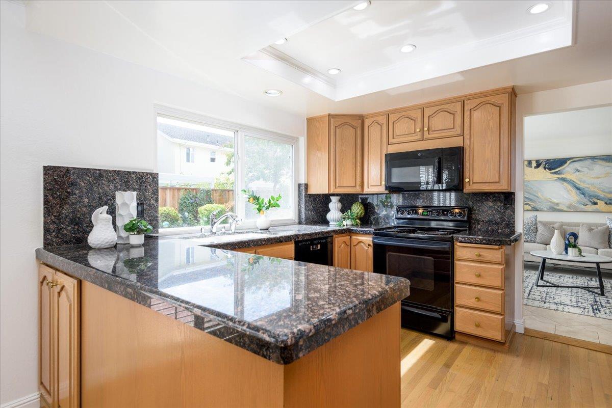 851 Arcturus CIR