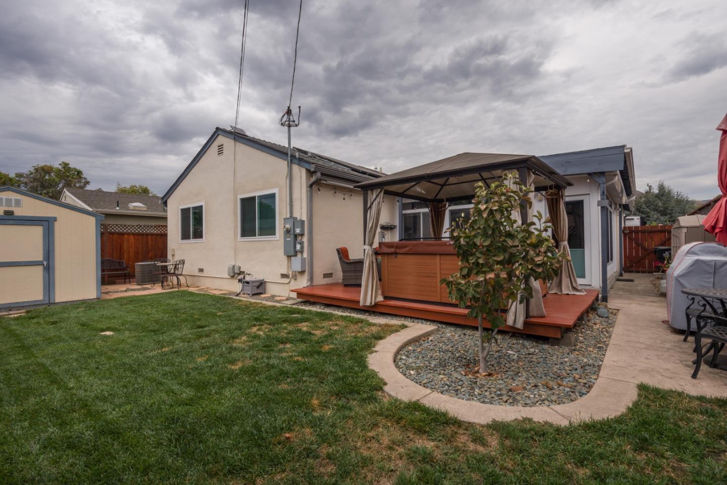 915 Dorian CT