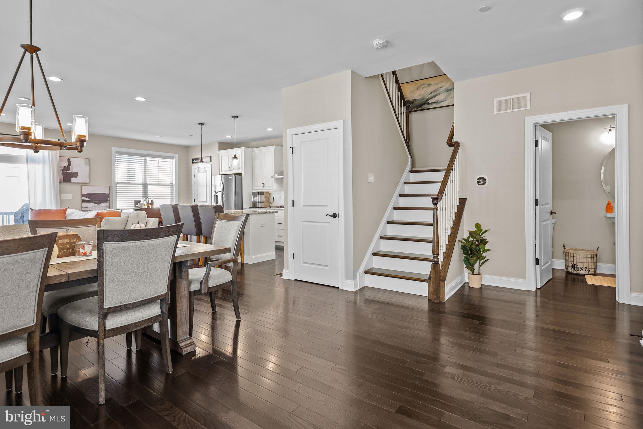 23 Spring Mill Rd