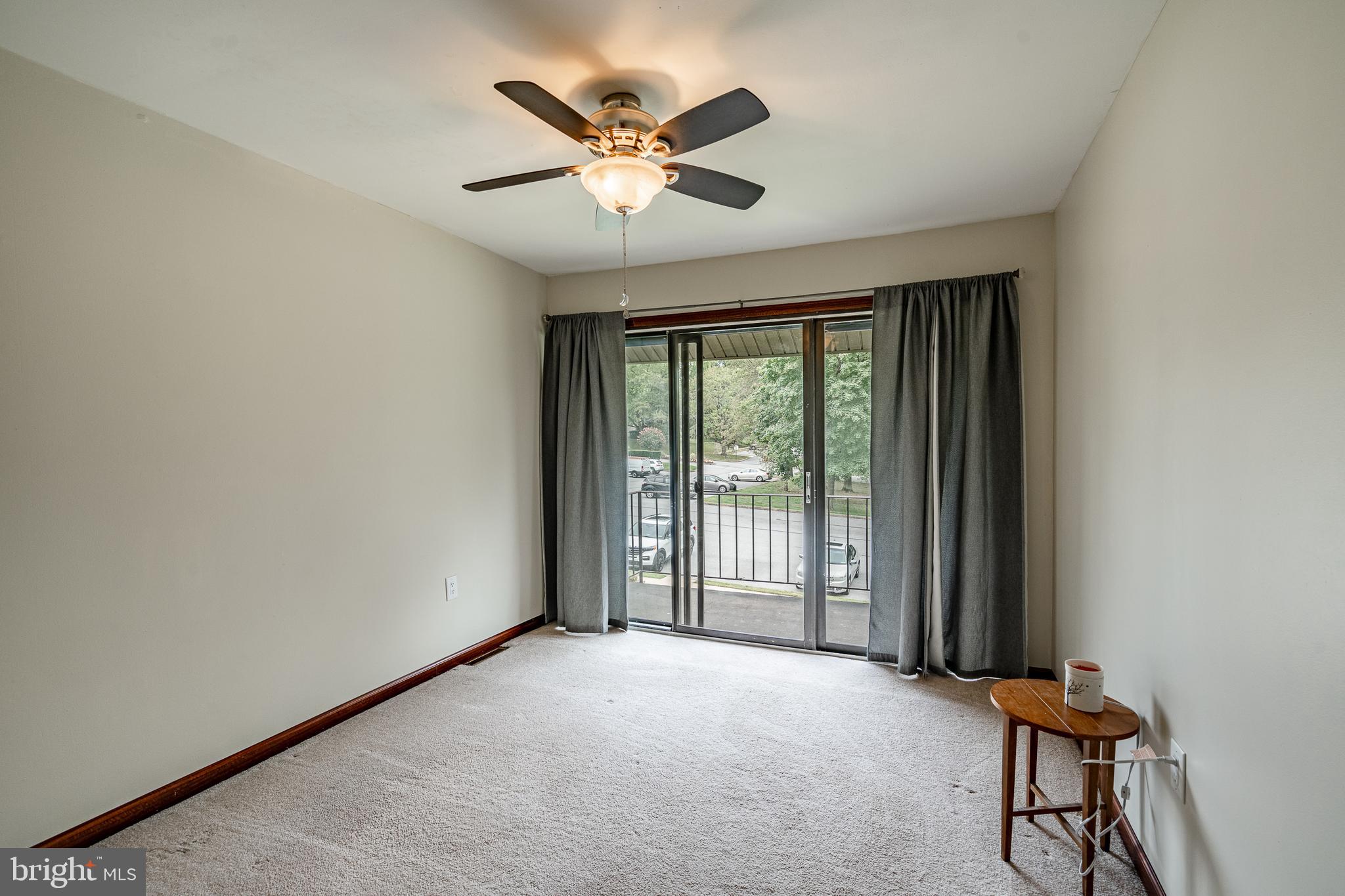 17 Bishop Dr