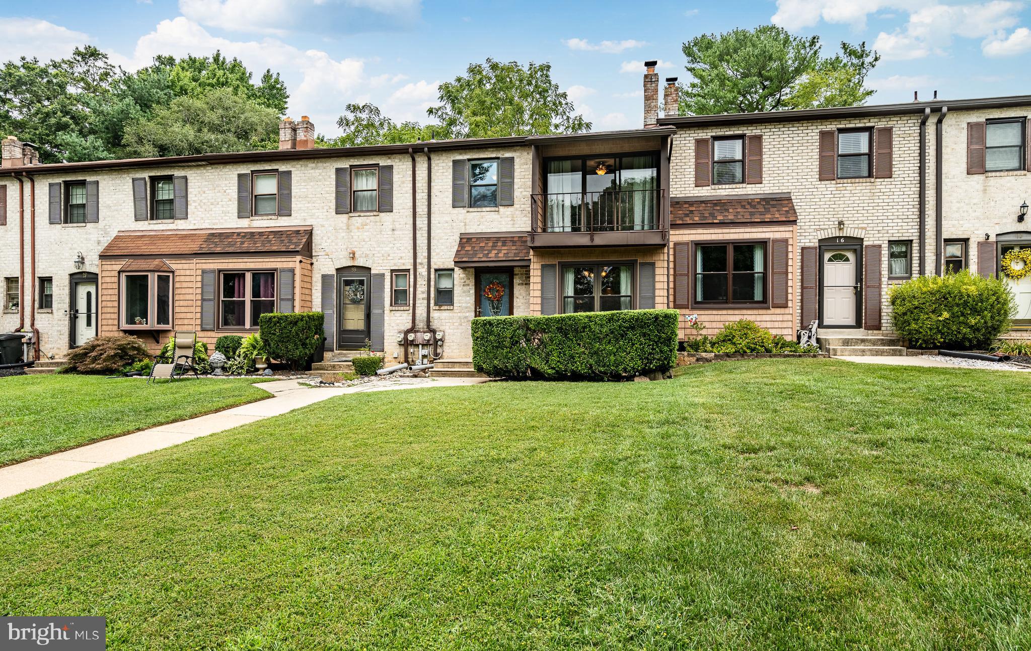 17 Bishop Dr