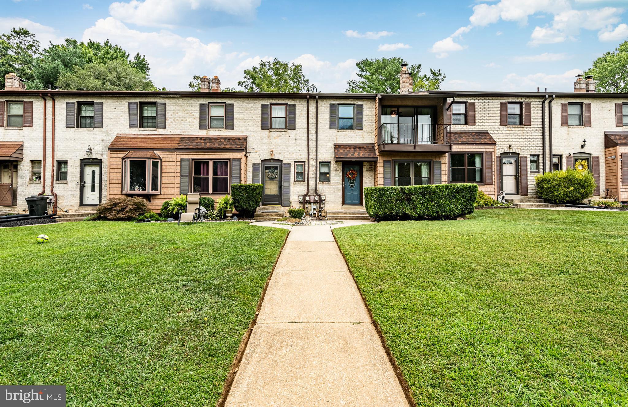17 Bishop Dr
