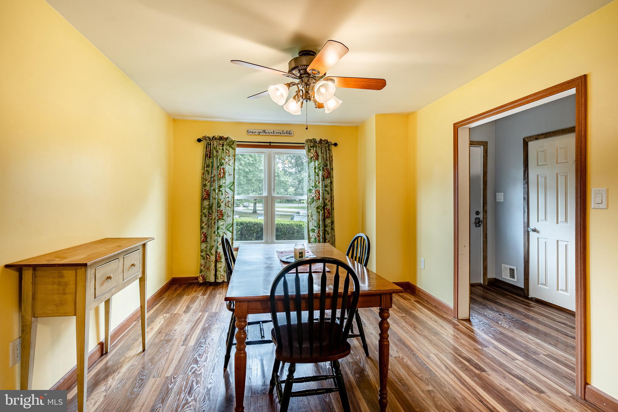17 Bishop Dr