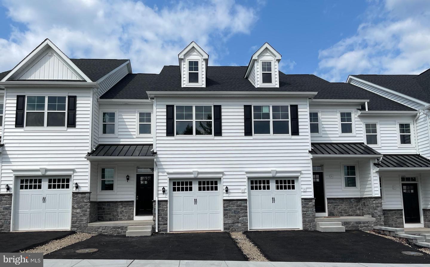 103 Arch Way #Lot #4
