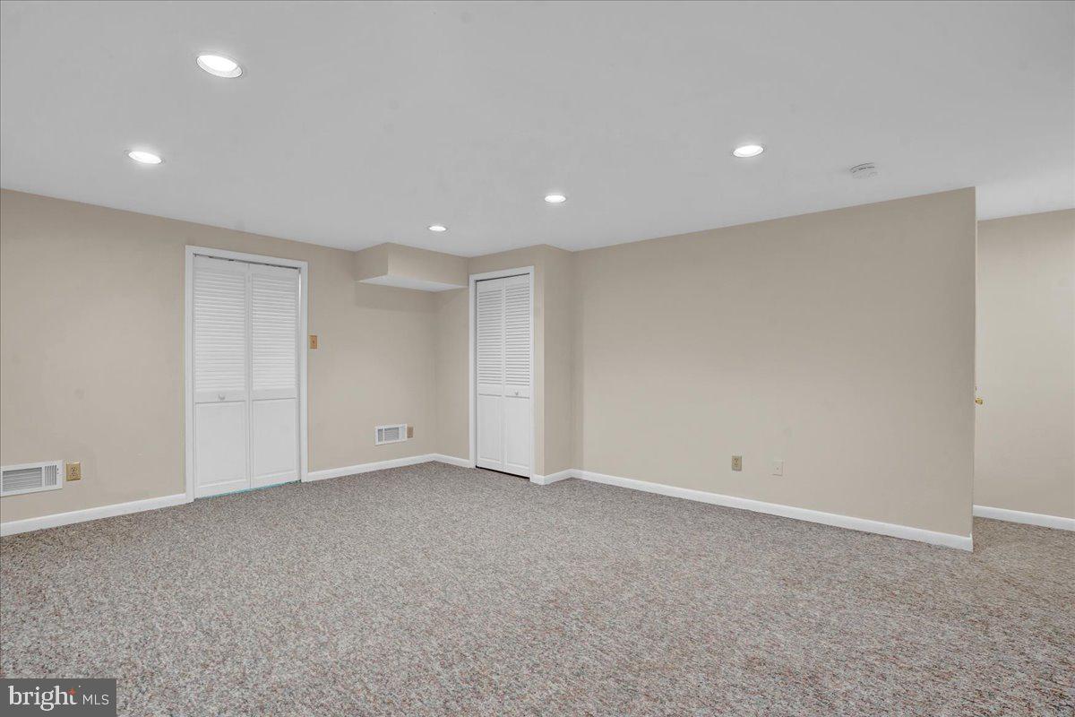 528 Greenwood Ct