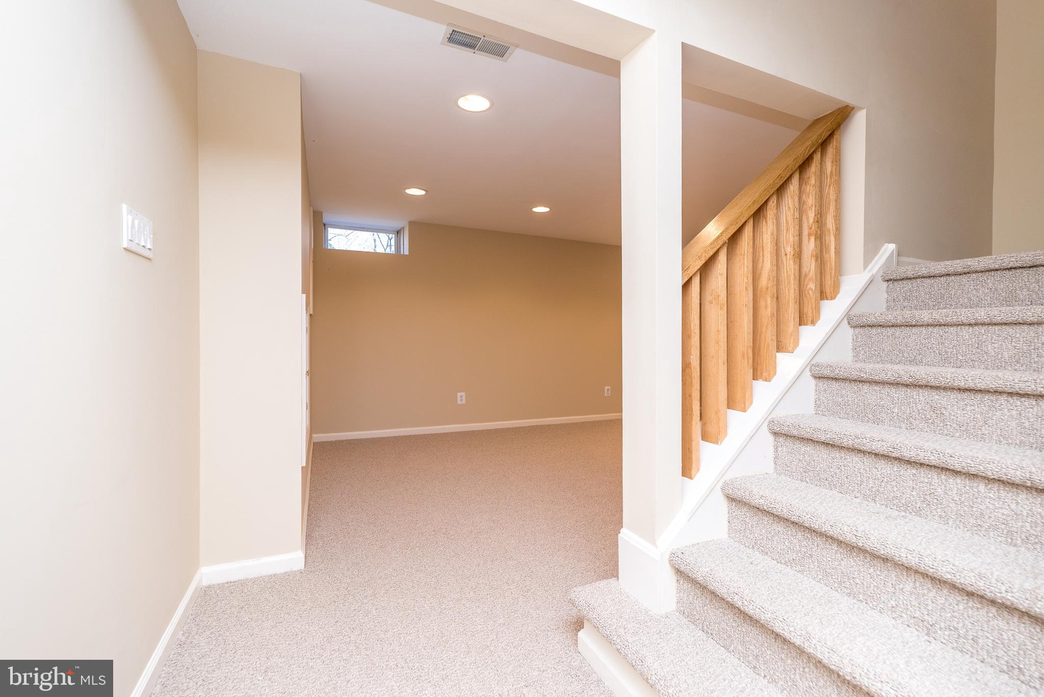 1443 Wynnemoor Way