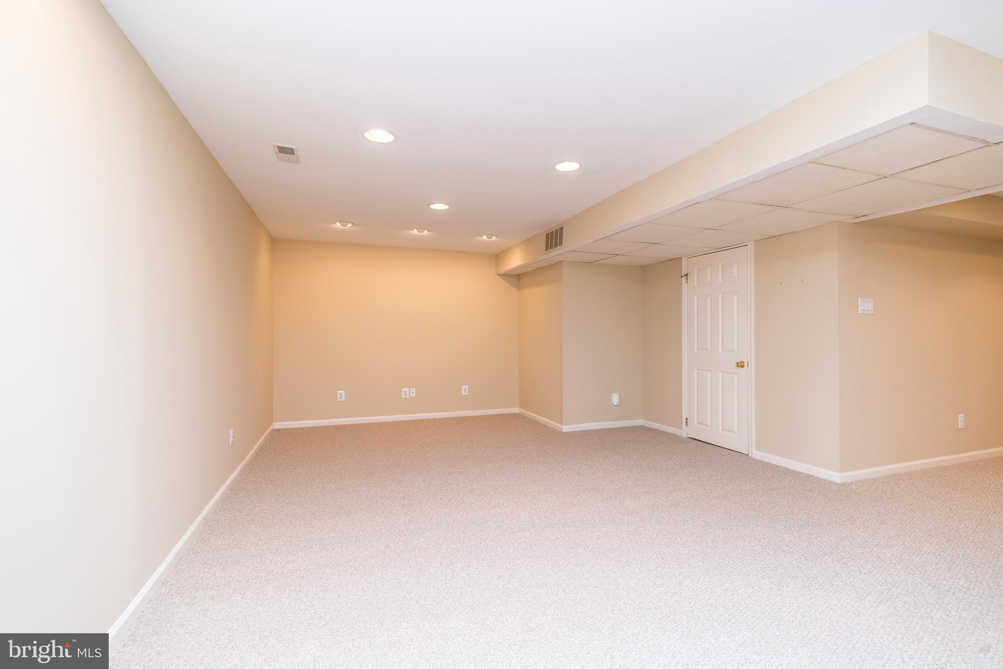 1443 Wynnemoor Way