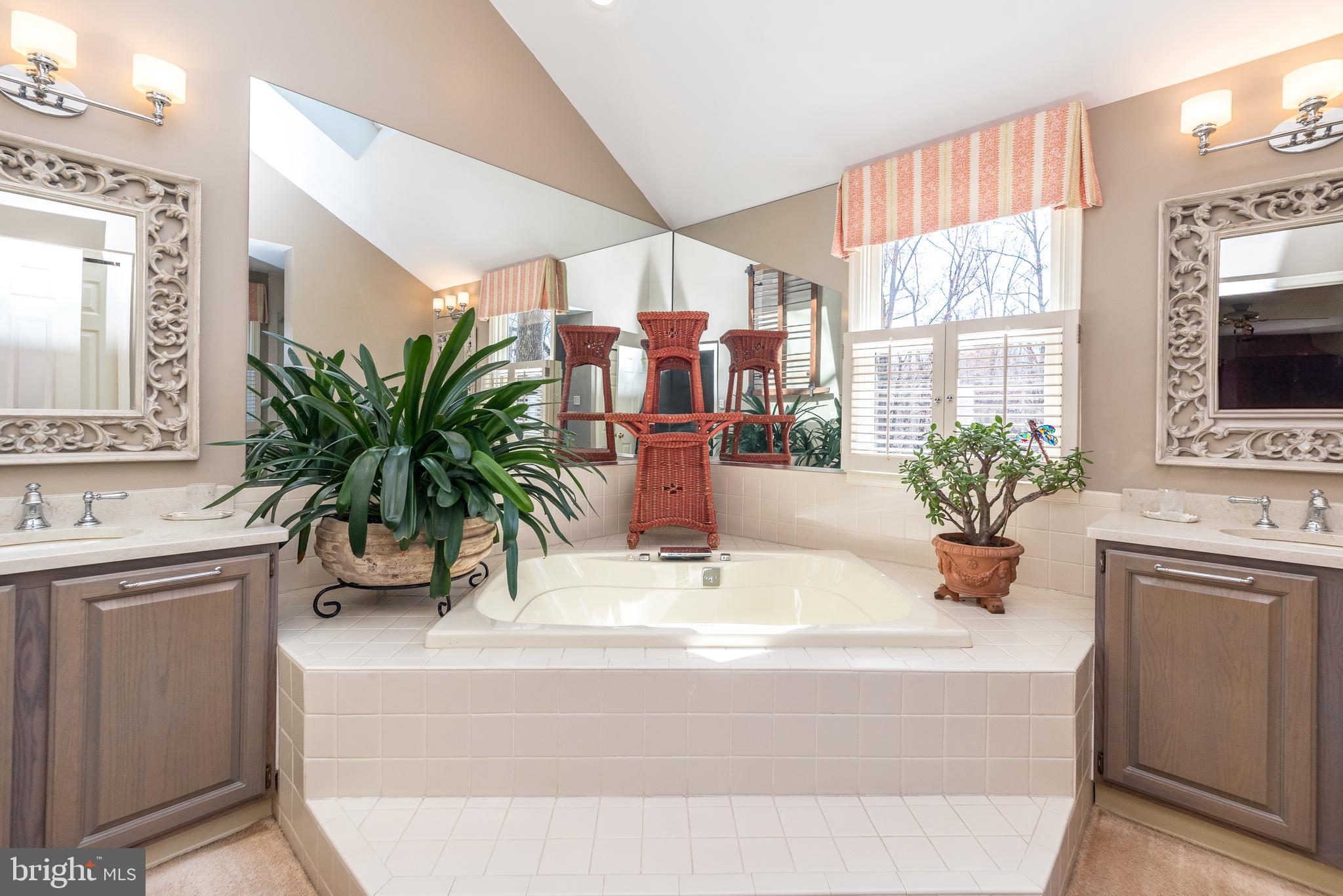 1443 Wynnemoor Way