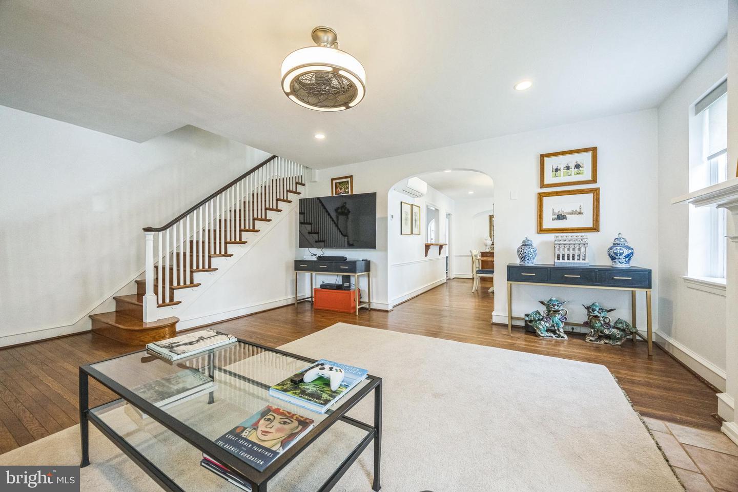 1409 Suffolk Ln