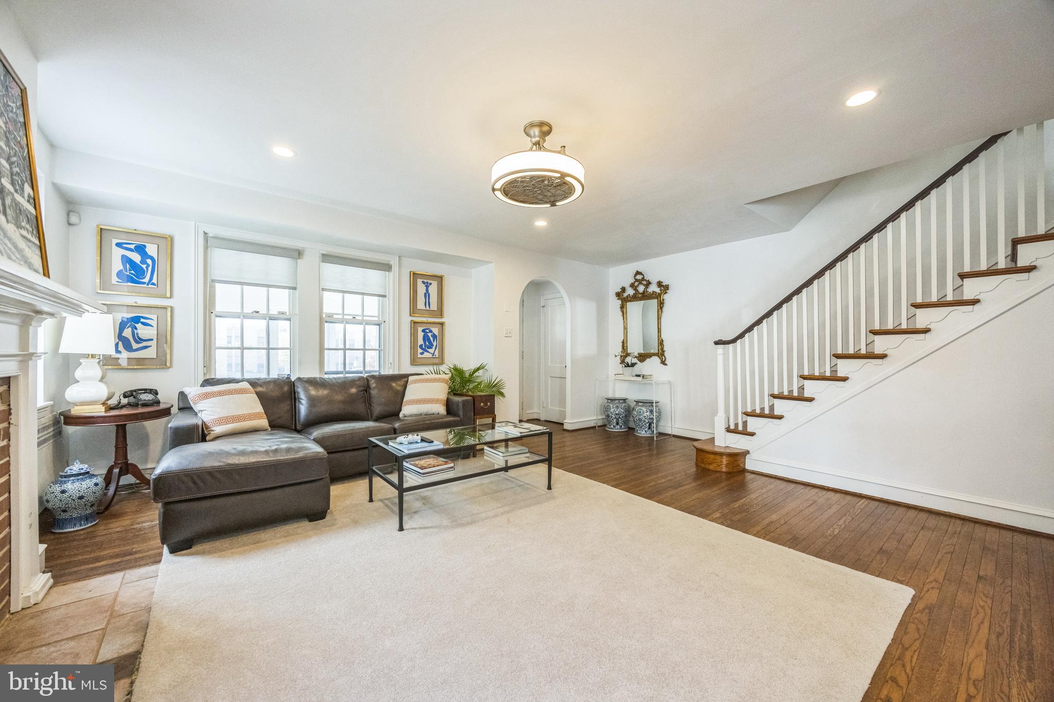 1409 Suffolk Ln