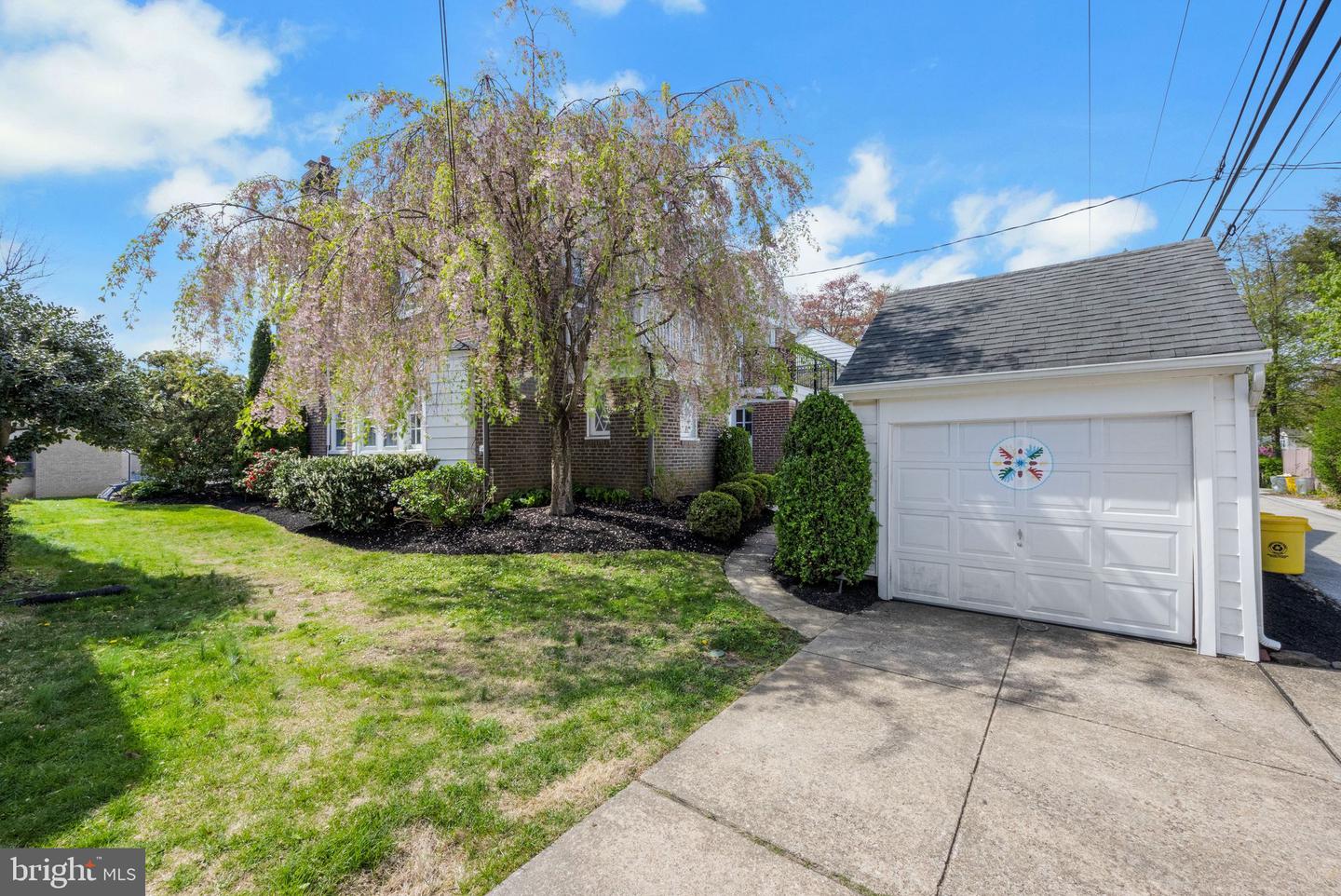 1409 Suffolk Ln