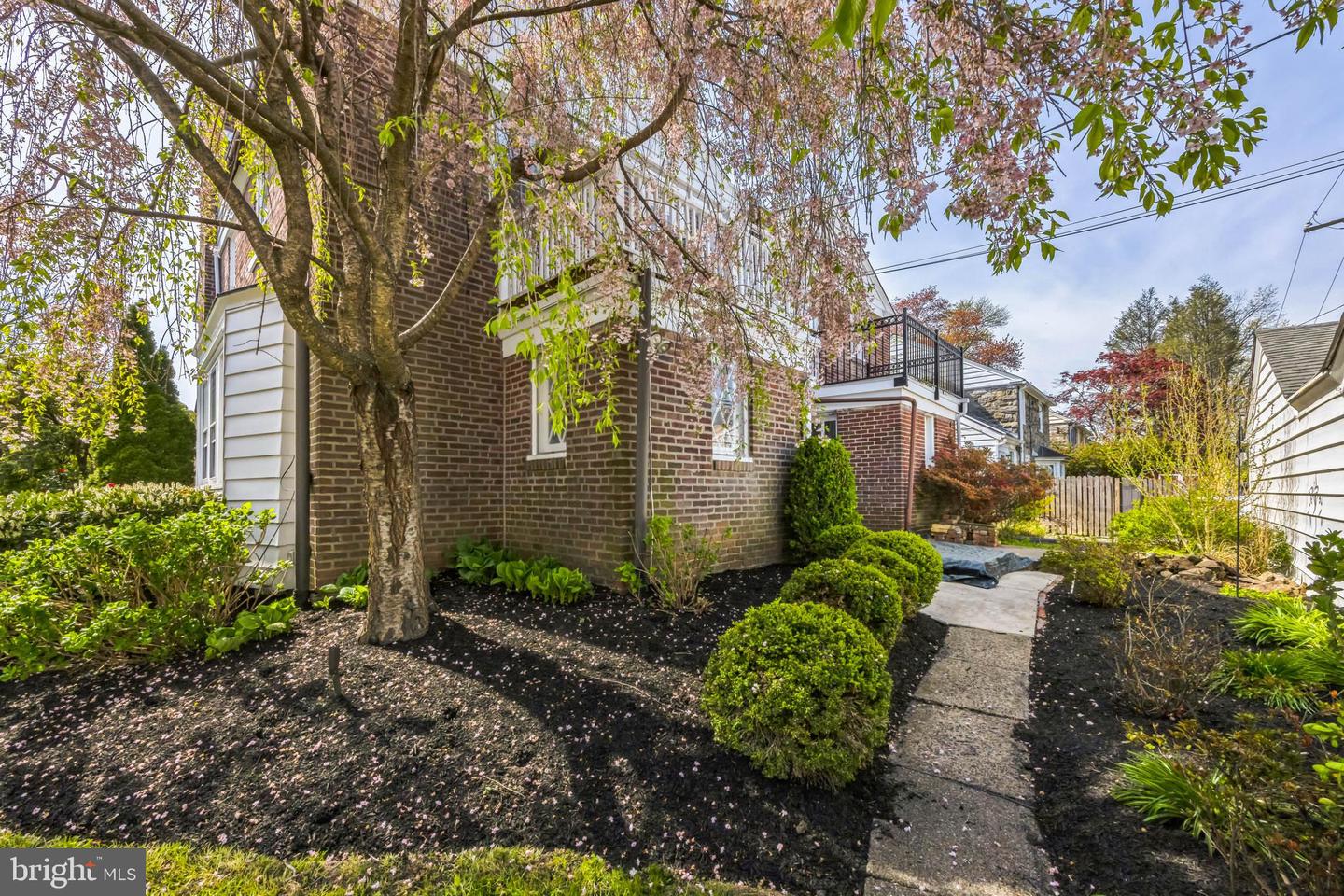 1409 Suffolk Ln