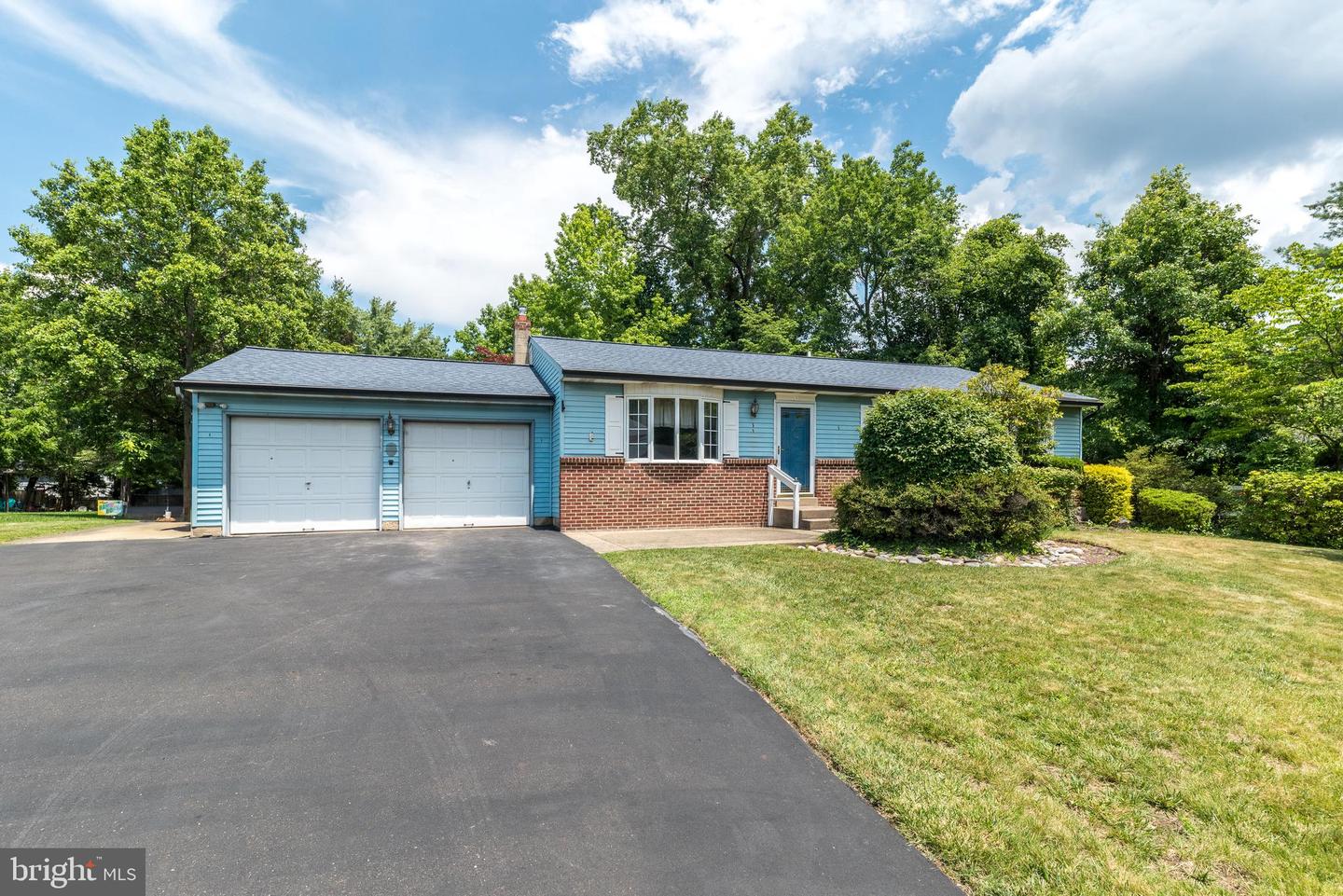 2545 Pioneer Rd