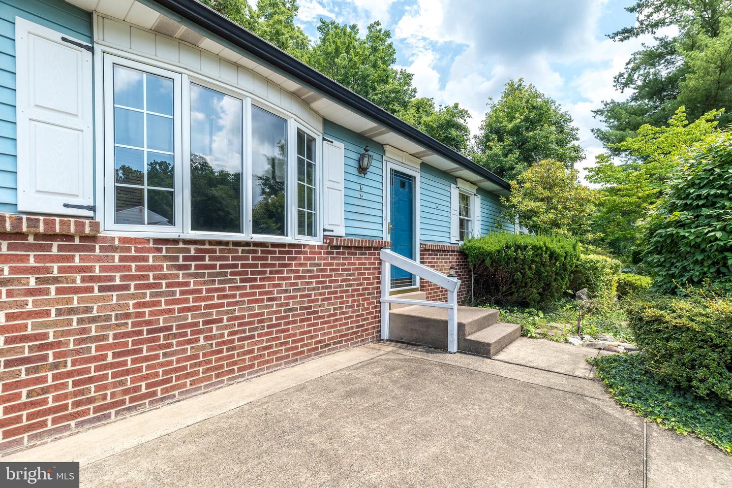 2545 Pioneer Rd