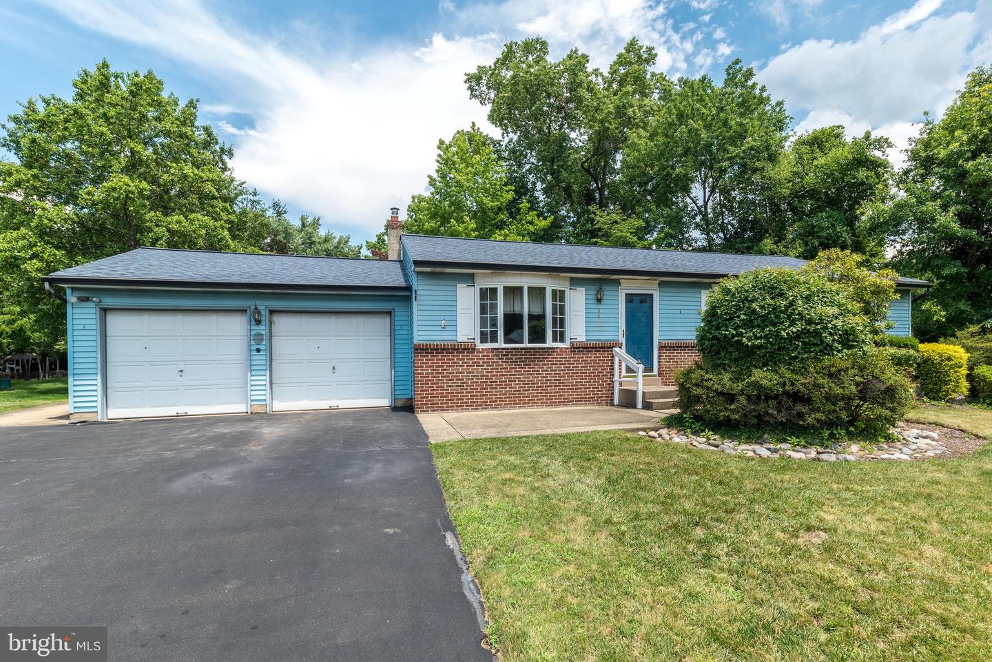 2545 Pioneer Rd