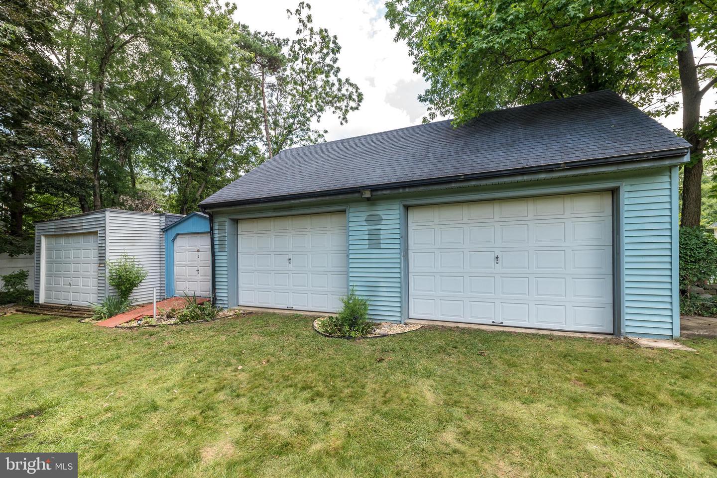 2545 Pioneer Rd