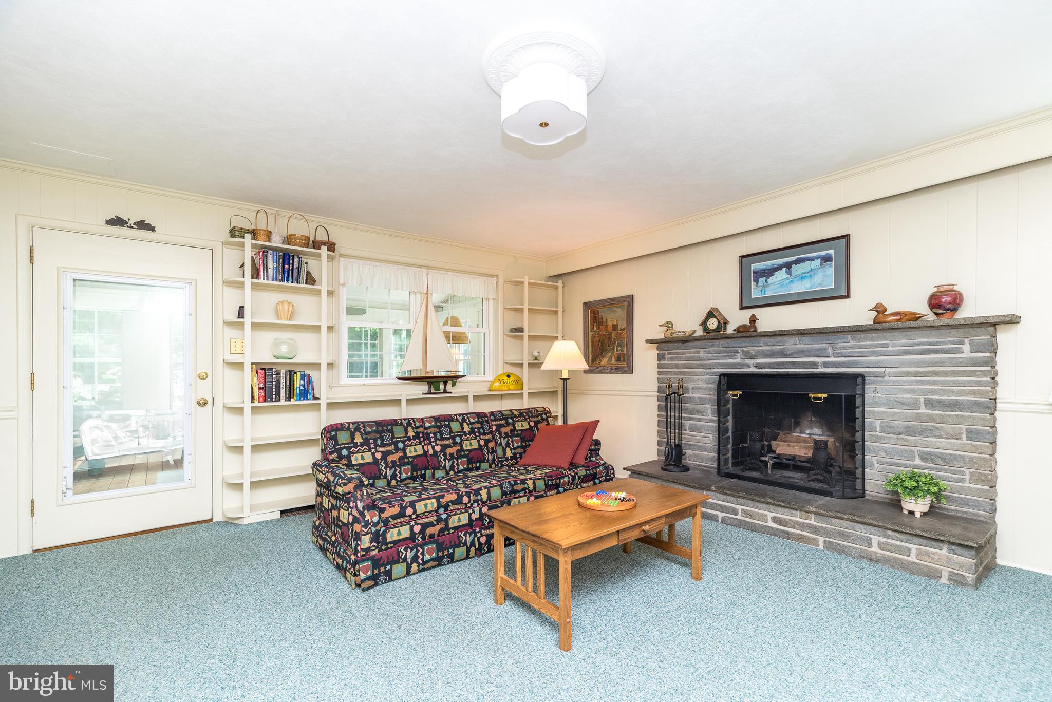 884 Parkwood Rd