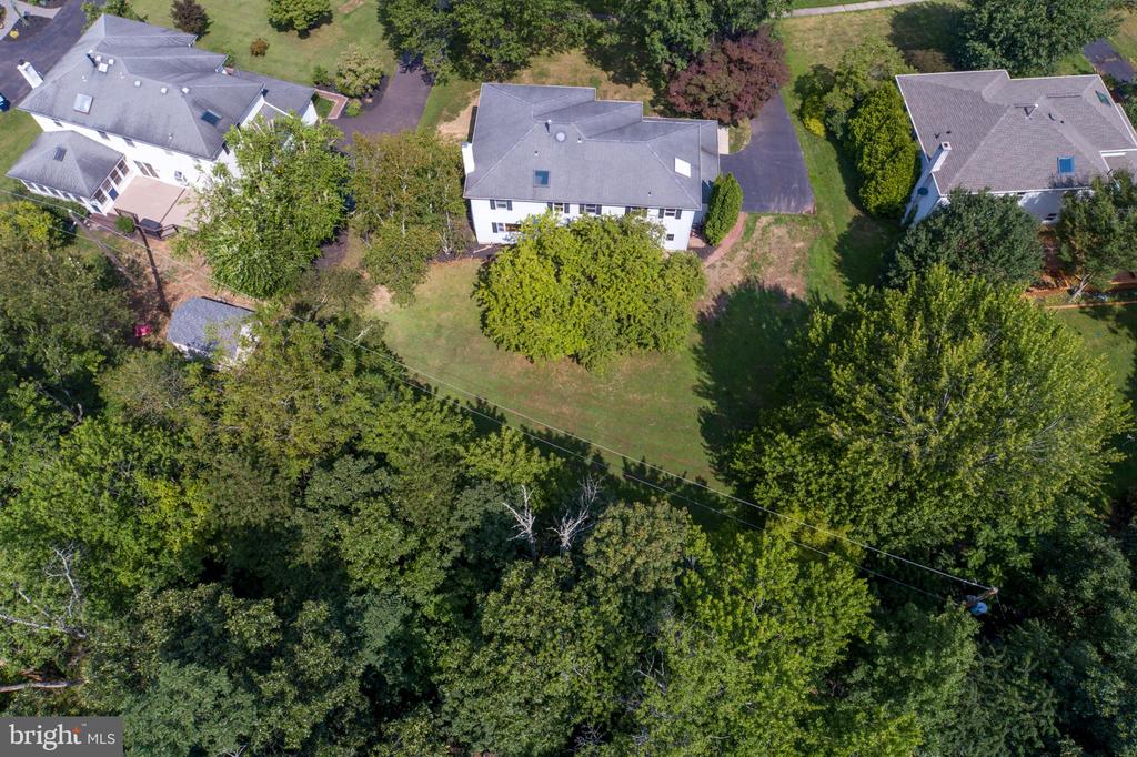 636 EAGLE LANE