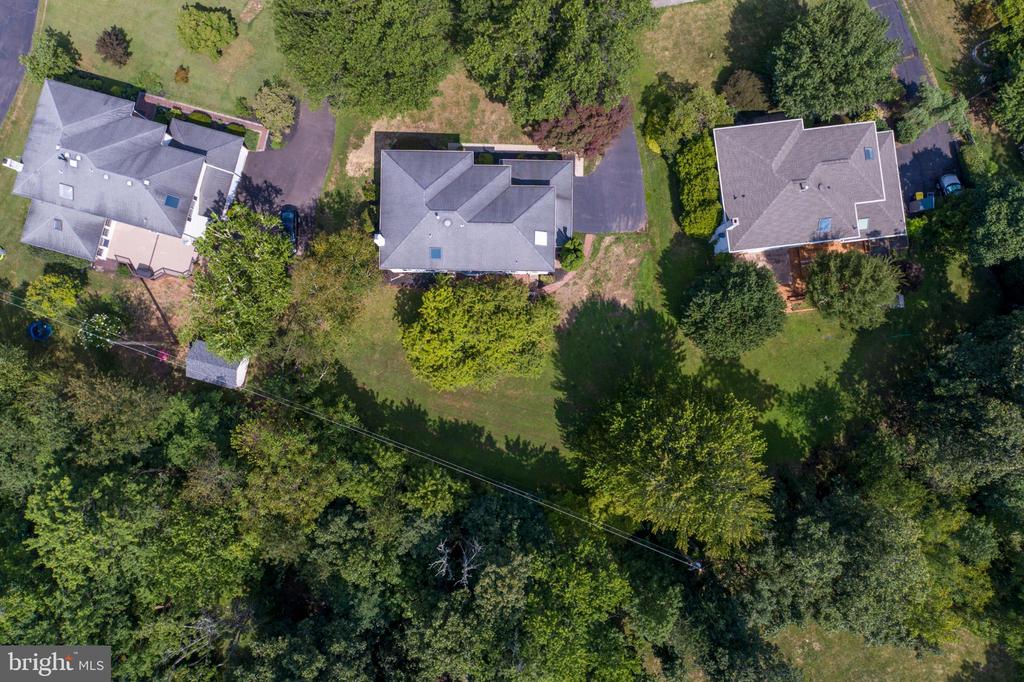 636 EAGLE LANE