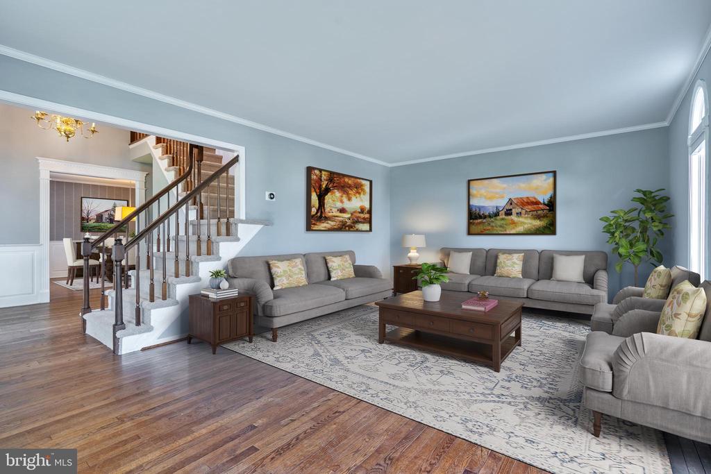 636 EAGLE LANE