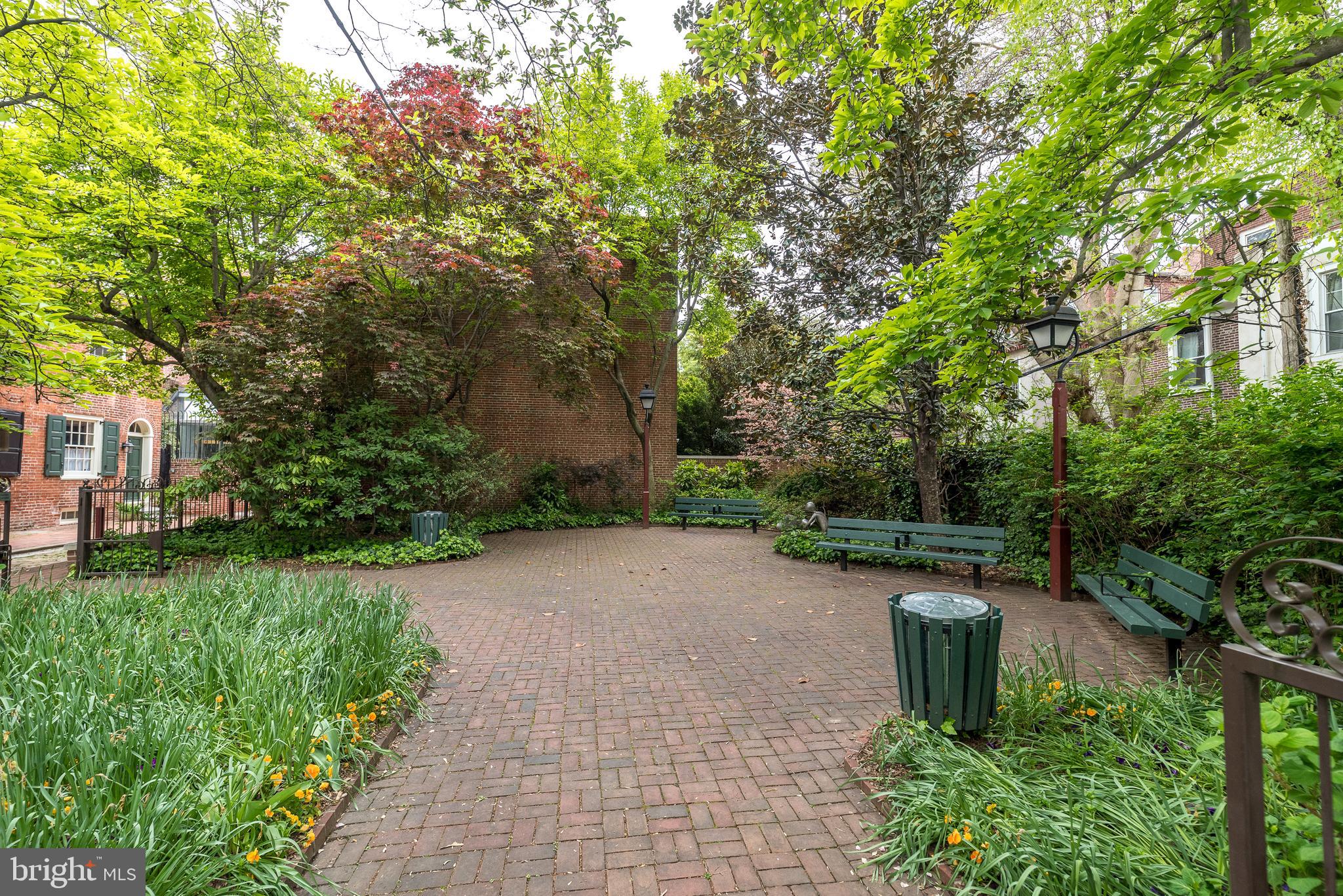 736 PINE STREET 38 I