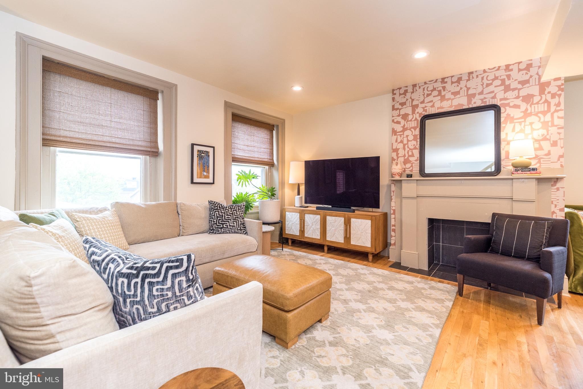 736 PINE STREET 38 I