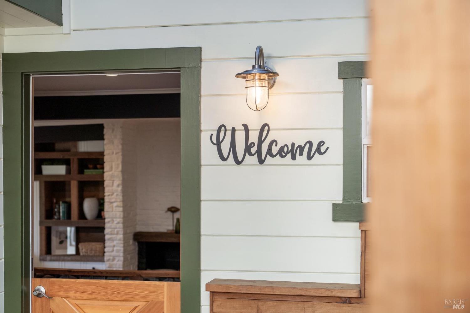 7 Upper Ridgeway Ave